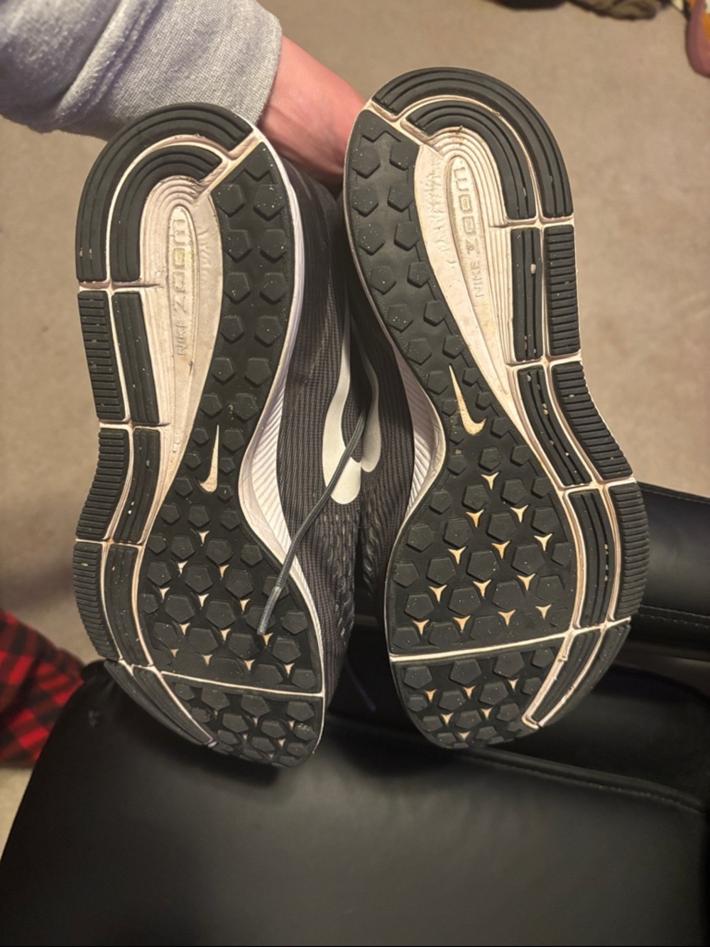 Nike Gray Athletic Sneakers with White Swoosh - Picture 4 of 8